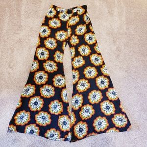 River Island Black & White Floral Wide Leg Pant